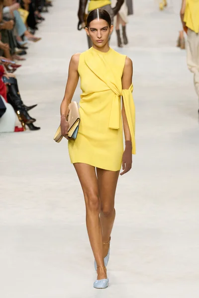 Look 41